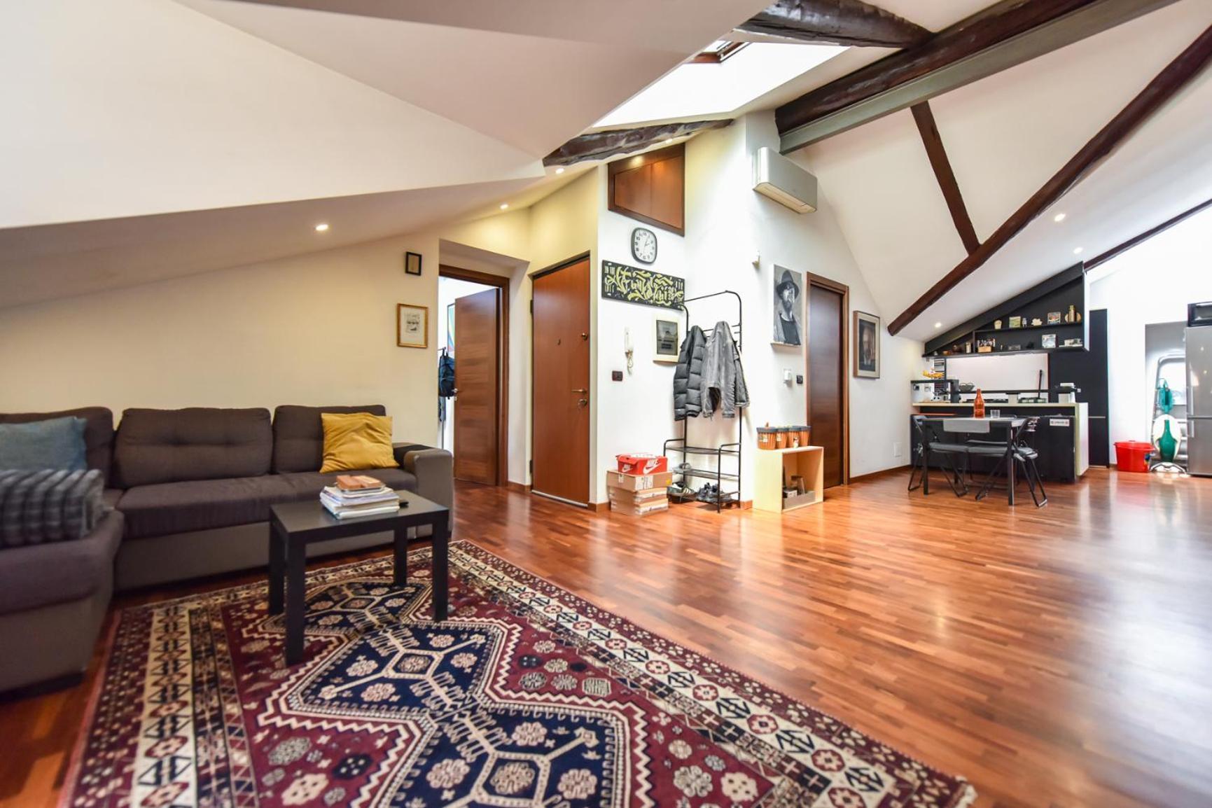 Modern Apartment Piazza Statuto Porta Susa Fs Turin Exteriör bild